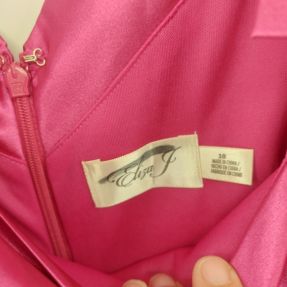 ELIZA J  Pink Satin Shoulder Bow Pooled Train Sleeveless Gown Dress 10 - Picture 11 of 14